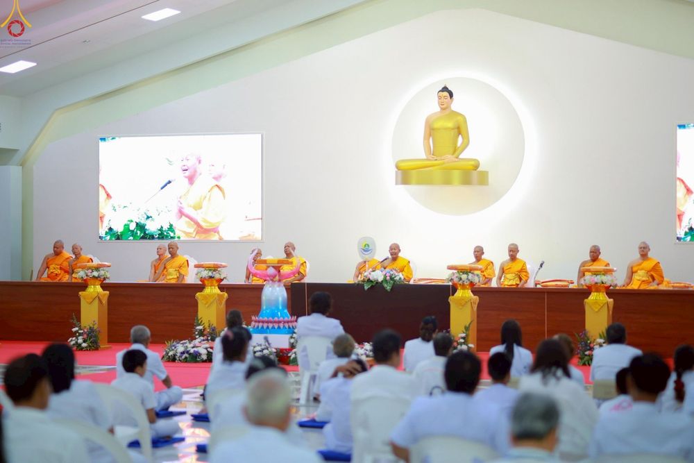 ภาพ No.241813:วันเสาร์ที่ 23 สิงหาคม พ.ศ. 2568 ปฐมผ้าป่าสถาปนาองค์พระเจดีย์ "ซื้อดินปรับพื้นที่ลานธรรม รองรับองค์พระเจดีย์เพื่อสร้างสันติภาพโลก" ณ ศูนย์ปฏิบัติธรรมระยอง (บ้านช่องลม)
