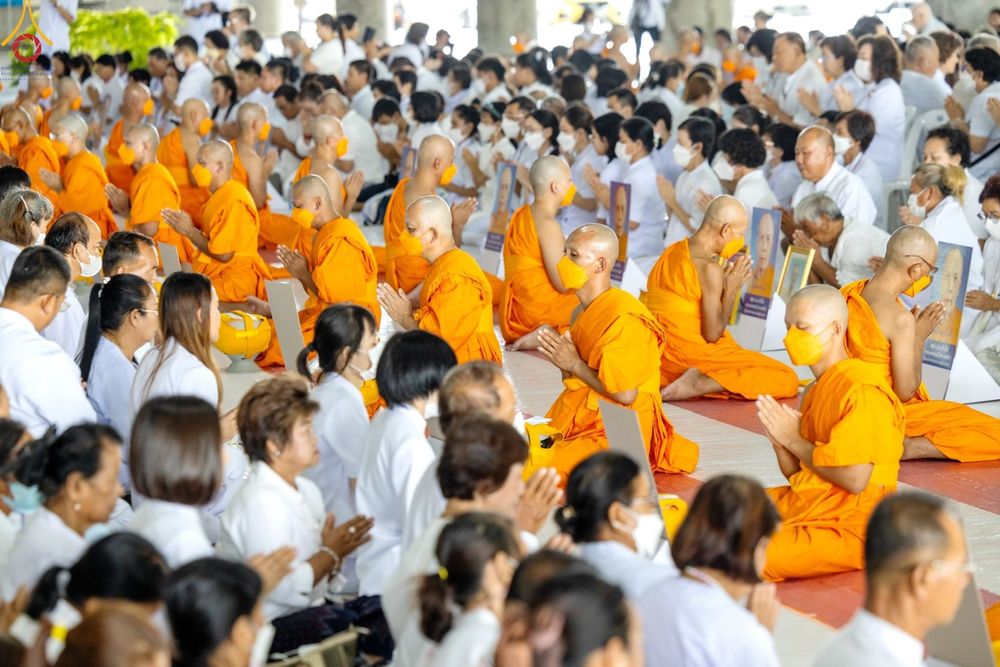 ภาพ No.84216:พิธีขอบรรพชา , พิธีขอสรณคมน์และศีล ,  พิธีรับบาตร , พิธีอุปสมบท ในโครงการบรรพชาอุปสมบทหมู่ธรรมทายาทรุ่นเข้าพรรษา และโครงการบรรพชาสามเณรโรงเรียนนานาชาติ รุ่นที่ 12 ณ โบสถ์พระไตรปิฎก วัดพระธรรมกาย วันที่ 22 กรกฎาคม พ.ศ. 2566