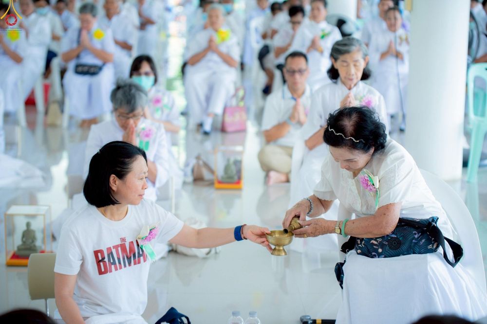 ภาพ No.263599:วันที่ 23 ตุลาคม พ.ศ. 2568 พิธีทอดกฐินสามัคคี เพื่อปรับปรุงและต่อเติมอาคารอเนกประสงค์ และพิธีทอดกฐินสามัคคีทั่วไทย 30,000 วัด ณ ศูนย์ปฏิบัติธรรมโพธารามราชบุรี ตำบลเขาชะงุ้ม อำเภอโพธาราม จังหวัดราชบุรี