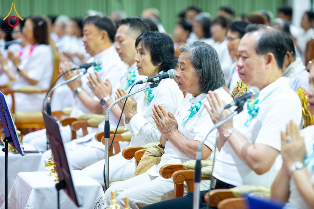 ภาพ No.298680:วันที่ 20 มกราคม พ.ศ. 2569 พิธีทอดผ้าป่าทำนุบำรุงศาสนสถาน ณ วัดไร่ขิง อ.สามพราน จ.นครปฐม ในโครงการธรรมยาตรา กตัญญูบูชา มหาปูชนียาจารย์ พระมงคลเทพมุนี(สด จนฺทสโร) พระผู้ปราบมาร อนุสรณ์สถาน 7 แห่ง ปีที่ 14