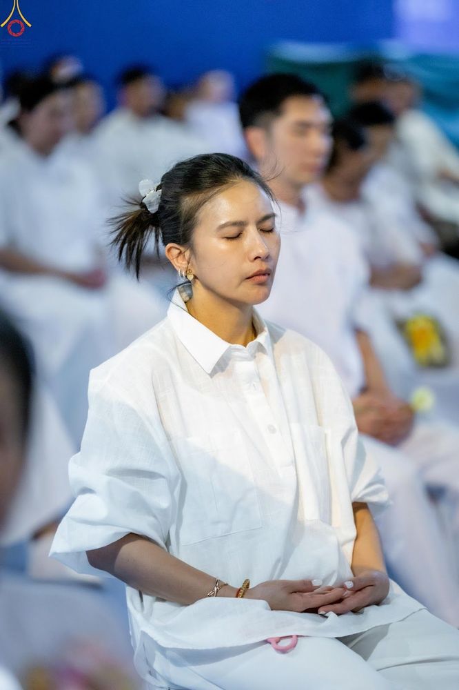 ภาพ No.345916:วันพฤหัสบดีที่ 27 สิงหาคม พ.ศ.2569 พิธีฉลองชัยสวดมนต์บทธัมมจักกัปปวัตตนสูตร 8,657,585,858 จบ ณ มหารัตนวิหารคด วัดพระธรรมกาย