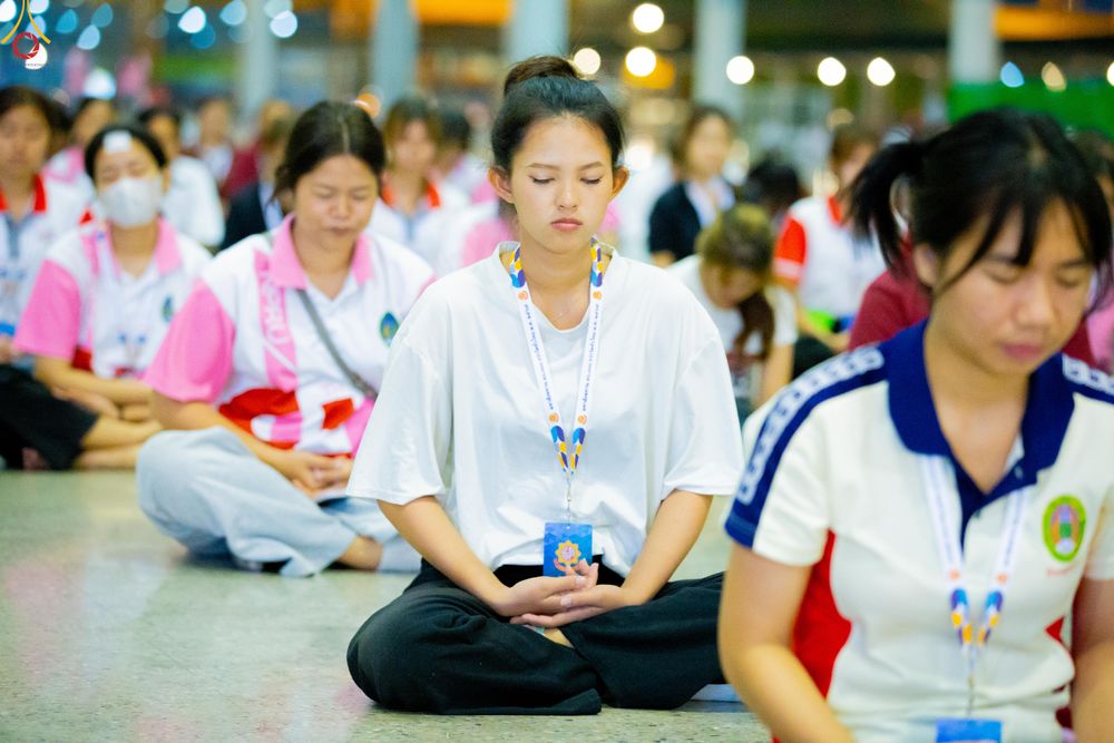 ภาพ No.325522:วันที่ 21-22 เมษายน พ.ศ.2569 การอบรมจิตอาสาเพื่อจัดเตรียมภัตตาหาร และจัดงานถวายมหาสังฆทานแด่ คณะสงฆ์ 40,000 กว่าวัดทั่วประเทศ ณ วัดพระธรรมกาย