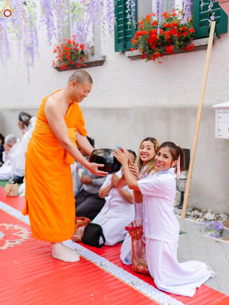 ภาพ No.286155:วันที่ 13 กรกฎาคม พ.ศ. 2568  พิธีทอดผ้าป่าฉลอง 13 ปี  วัดพระธรรมกายสวิตเซอร์แลนด์