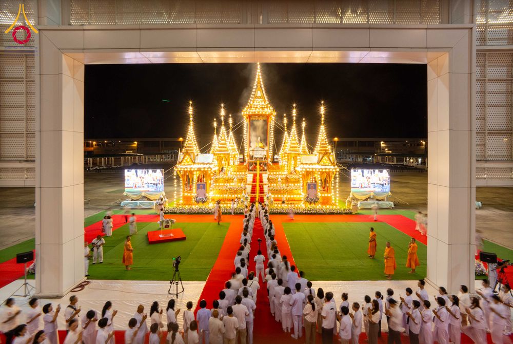 ภาพ No.316712:วันอาทิตย์ที่ 29 มีนาคม พ.ศ. 2569 พิธีทอดผ้าบังสุกุลและพิธีชำระร่าง โยมพ่อณรงค์ จินตมากุล  สิริอายุ 99 ปี 11 เดือน โยมบิดา พระครูปลัดรัตนวีรวัฒน์ (รังสฤษดิ์ อิทฺธิจินตโก) ที่ปรึกษาเจ้าคณะจังหวัดปทุมธานี เจ้าอาวาสวัดพระธรรมกาย  ณ ฌาปนสถานชั่วคราว ทางเข้า 