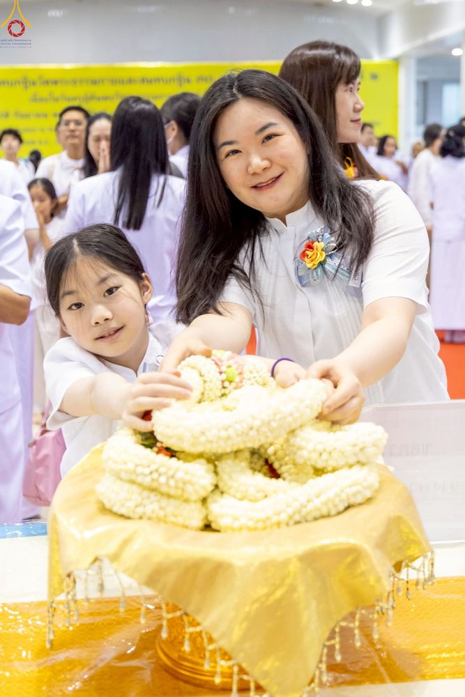 ภาพ No.243762:วันอาทิตย์ที่ 7 กันยายน พ.ศ. 2568 พิธีบูชาครูผู้ค้นพบวิชชาธรรมกาย , พิธีบูชาข้าวพระ ณ สภาธรรมกายสากล วัดพระธรรมกาย