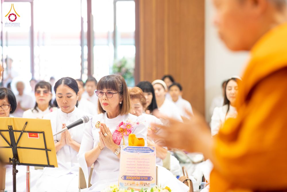 ภาพ No.336291:วันจันทร์ที่ 22 มิถุนายน พ.ศ.2569 พิธีอัญเชิญพระธรรมกาย และบรรจุพระบรมสารีริกธาตุ  ภายในเกศดอกบัวตูม องค์พระประธาน ณ อาคารสมปรารถนา วัดกลางธนรินทร์ ต.บ้านแป้ง อ.พรหมบุรี จ.สิงห์บุรี
