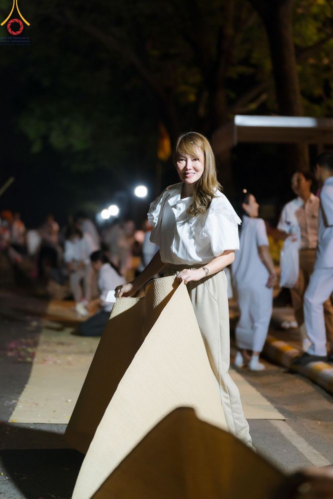 ภาพ No.120556:พิธีต้อนรับพระธรรมยาตรา ในโครงการธรรมยาตรา กตัญญูบูชา มหาปูชนียาจารย์ พระมงคลเทพมุนี(สด จนฺทสโร) พระผู้ปราบมาร อนุสรณ์สถาน 7 แห่ง ปีที่ 12 วันที่ 28 มกราคม พ.ศ. 2567 ณ วัดพระธรรมกาย จ.ปทุมธานี (ชุดที่ 2)