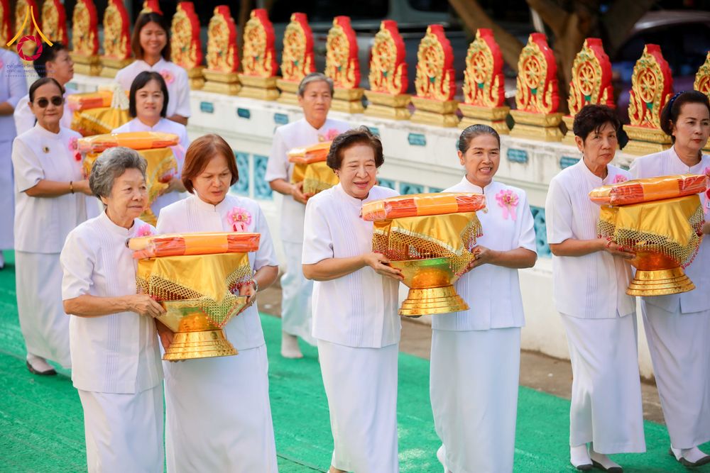 ภาพ No.341684:วันเสาร์ที่ 25 กรกฎาคม พ.ศ.2569  พิธีอุปสมบทหมู่พระธรรมทายาท รุ่นเข้าพรรษา ประจำปี 2569 จำนวน 20 รูป จัดโดย ธุดงคสถานพิษณุโลก  ณ พัทธสีมา วัดเกาะแก้วประชานุรักษ์ ต.ชัยนาม อ.วังทอง จ.พิษณุโลก