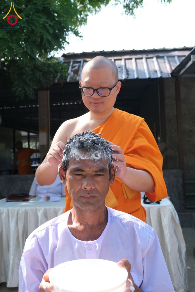 ภาพ No.315570:วันที่ 21 มีนาคม พ.ศ. 2569 โครงการอุปสมบทหมู ภาคฤดูร้อน ศูนย์อบรมเยาวชนนครปฐม อุปสมบท ณ พระอุโบสถ วัดลาดหญ้าไทร