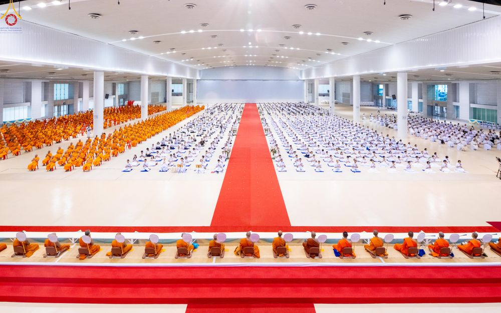 ภาพ No.339635:วันที่ 18 กรกฎาคม พ.ศ.2569 วันมหารำลึก ครั้งที่ 36 ณ ห้องแก้วสารพัดนึก 1 วัดพระธรรมกาย