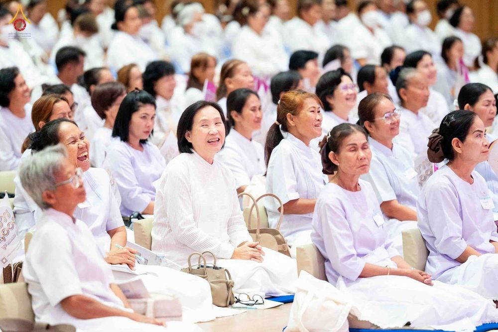 ภาพ No.344428:วันที่ 21-23 สิงหาคม พ.ศ. 2569 สัมมนารวมใจผู้นำบุญ บูชาธรรม 82 ปี หลวงพ่อธัมมชโย รุ่นที่ 1 กฐินสามัคคีทั่วไทย 30,000 วัด โครงการอุปสมบทบูชาธรรมมหาปูชนียาจารย์ 3,000 รูป  ณ ศูนย์ปฏิบัติธรรมเวิล์ดพีช วัลเล่ย์ จ.นครราชสีมา