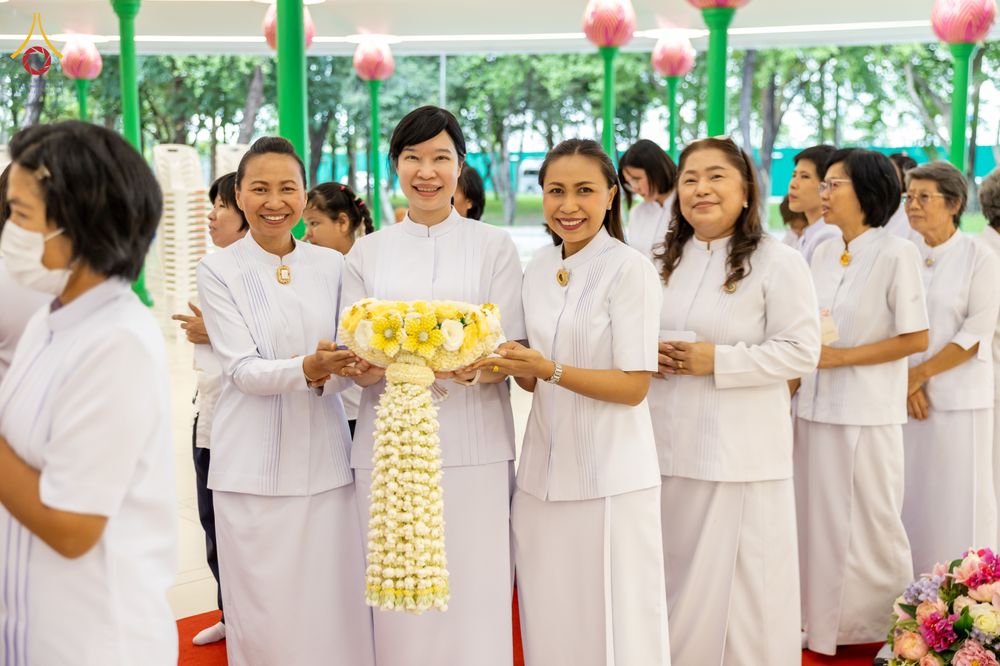 ภาพ No.332399:วันเสาร์ที่ 6 มิถุนายน พ.ศ.2569 พิธีต้อนรับสัญญาบัตร พัดยศ พระราชภาวนาวชิรวิเทศ วิ. ณ อุโบสถพระไตรปิฏก วัดพระธรรมกาย