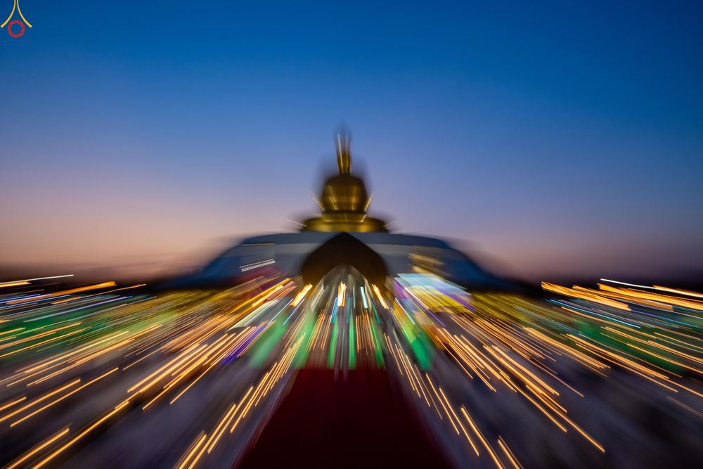 ภาพ No.302293:วันที่ 23 มกราคม พ.ศ. 2569 พิธีจุดประทีปธรรมถวายเป็นพุทธบูชา (ภาพชุดที่ 2) และบูชาธรรมมหาปูชนียาจารย์  ณ อนุสรณ์สถานลำดับที่ 5 สถานที่เผยแผ่วิชชาธรรมกายครั้งแรก อนุสรณ์สถานบางปลา วัดบางปลา อำเภอบางเลน จังหวัดนครปฐม ในโครงการธรรมยาตรา กตัญญูบูชา มหาปูชนีย