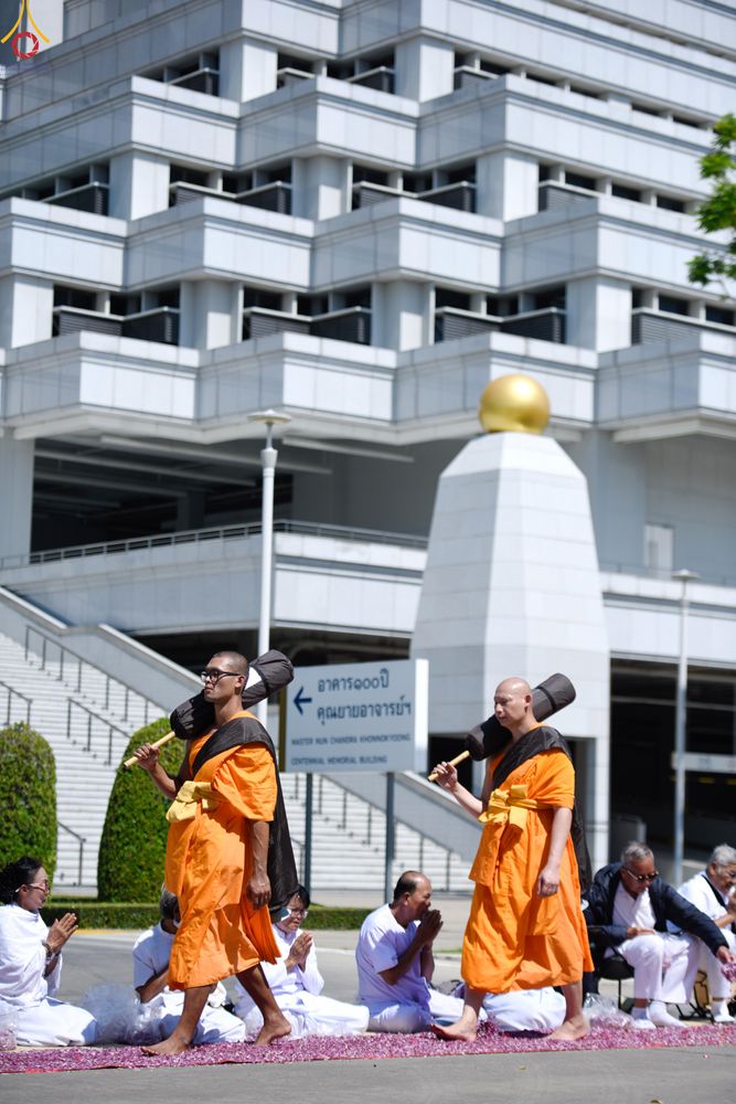 ภาพ No.304615:วันที่ 25 มกราคม พ.ศ. 2569 พิธีต้อนรับพระธรรมยาตรา (ภาพชุดที่ 2) รร.สามัคคีราษฏร์บำรุง-วัดพระธรรมกาย ในโครงการธรรมยาตรา กตัญญูบูชา มหาปูชนียาจารย์ พระมงคลเทพมุนี(สด จนฺทสโร) พระผู้ปราบมาร อนุสรณ์สถาน 7 แห่ง ปีที่ 14