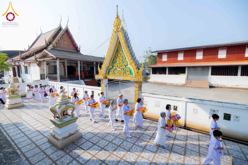 ภาพ No.298865:วันที่ 16 มกราคม พ.ศ. 2569 พิธีทอดผ้าป่าทำนุบำรุงศาสนสถาน ณ วัดอัมพวัน ต.บางม่วง อ.บางใหญ่ จ.นนทบุรี ในโครงการธรรมยาตรา กตัญญูบูชา มหาปูชนียาจารย์ พระมงคลเทพมุนี(สด จนฺทสโร) พระผู้ปราบมาร อนุสรณ์สถาน 7 แห่ง ปีที่ 14