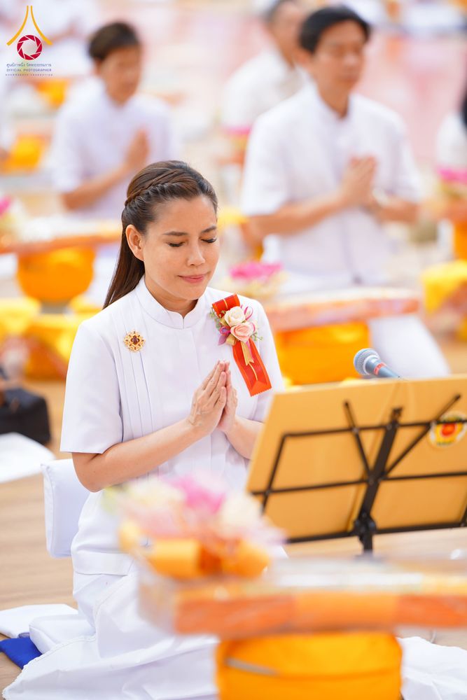 ภาพ No.313592:วันอาทิตย์ที่ 15 มีนาคม พ.ศ. 2569 พิธีร่วมบุญบรรพชาสามเณร 5000 รูป ณ ห้องแก้วสารพัดนึก 2 สภาธรรมกายสากล วัดพระธรรมกาย