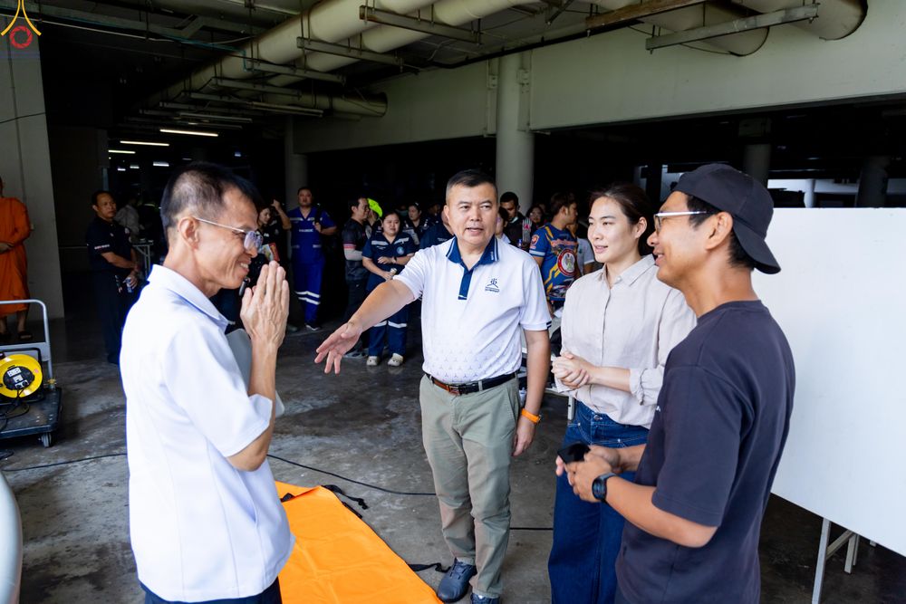 ภาพ No.323213:วันที่ 20 เมษายน พ.ศ.2569 การเตรียมงานของบุคลากรทางการแพทย์ , จุดลงทะเบียนพระสังฆาธิการ , วางกล่องไทยธรรม เพื่องานถวายมหาสังฆทาน 40,000 กว่าวัดทั่วประเทศ วันคุ้มครองโลก 22 เมษายน พ.ศ.2569 วัดพระธรรมกาย