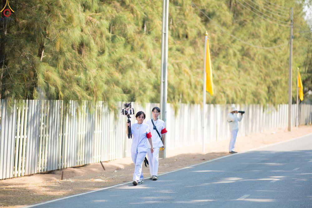 ภาพ No.306534:ภาพเบื้องหลังอาสาสมัครรวมใจ ชุดที่ 5 ในโครงการธรรมยาตรา กตัญญูบูชา มหาปูชนียาจารย์ พระมงคลเทพมุนี(สด จนฺทสโร) พระผู้ปราบมาร อนุสรณ์สถาน 7 แห่ง ปีที่ 14