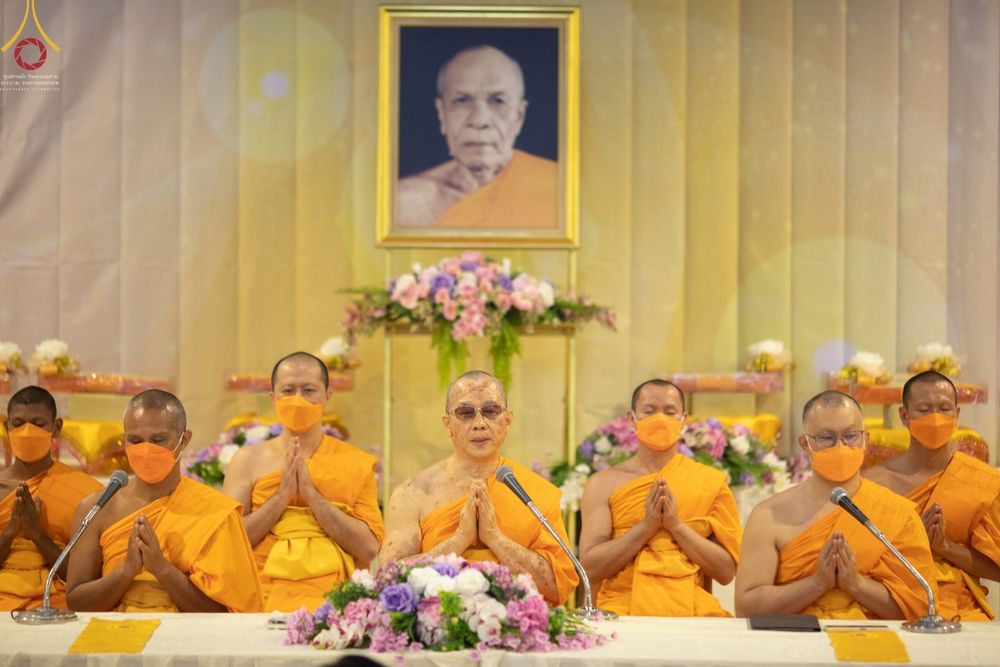 ภาพ No.69222:พิธีถวายภัตตาหารเป็นสังฆทาน แด่คณะพระธรรมยาตราฯ ในโครงการธรรมยาตราฯ ปีที่ 11 ณ อนุสรณ์สถานมหาวิหารพระมงคลเทพมุนี อ.สองพี่น้อง จ.สุพรรณบุรี วันที่ 4 และ 5 มกราคม พ.ศ. 2566