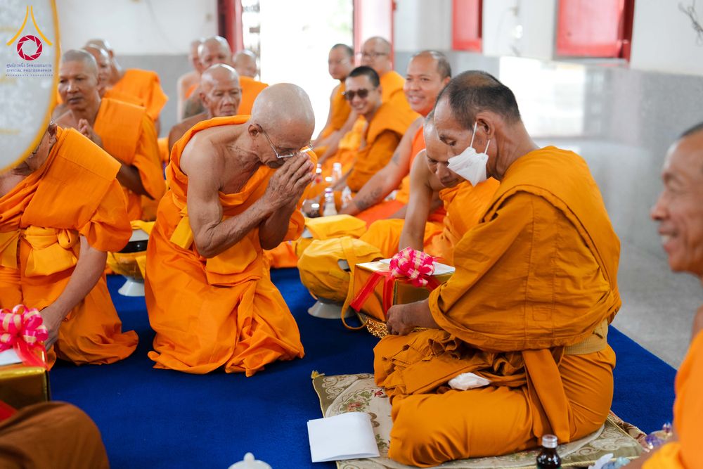 ภาพ No.341400:วันอาทิตย์ที่ 26 กรกฎาคม พ.ศ. 2569 ​โครงการอุปสมบทหมู่บูชาธรรมมหาปูชนียาจารย์ รุ่นที่ ๑ วัดกลางธนรินทร์ ต.บ้านแป้ง อ.พรหมบุรี จ.สิงห์บุรี