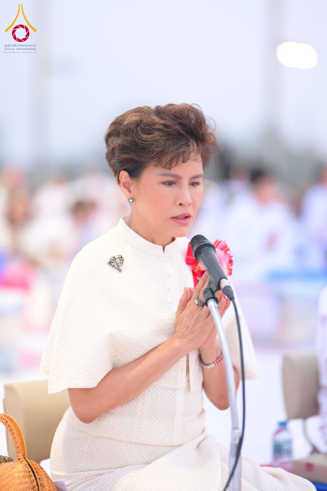 ภาพ No.284621:วันอาทิตย์ที่ 14 ธันวาคม พ.ศ.2568  พิธีทำบุญเมืองสุราษฎร์ธานี 110ปี และพิธีตักบาตรพระสงฆ์ 1,110 รูป  ณ บริเวณริมน้ำวัดกลาง (เก่า) ถนนบ้านดอน ตำบลตลาดใหม่ อำเภอเมือง จังหวัดสุราษฎร์ธานี