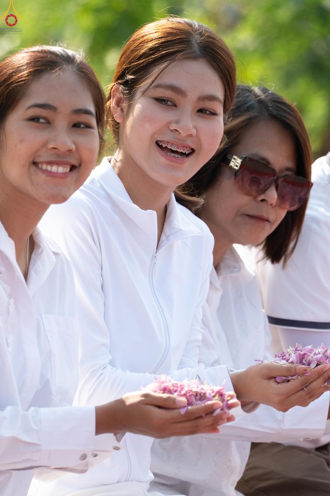 ภาพ No.299426:วันที่ 18 มกราคม พ.ศ. 2569 พิธีต้อนรับพระธรรมยาตรา ณ อนุสรณ์สถานลำดับที่ 5 สถานที่เผยแผ่วิชชาธรรมกายครั้งแรก อนุสรณ์สถานบางปลา วัดบางปลา อำเภอบางเลน จังหวัดนครปฐม ในโครงการธรรมยาตรา กตัญญูบูชา มหาปูชนียาจารย์ พระมงคลเทพมุนี(สด จนฺทสโร) พระผู้ปราบมาร อนุส