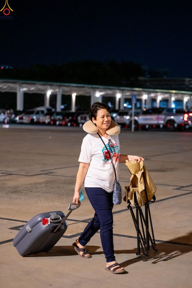 ภาพ No.280280:วันที่ 31 ธันวาคม พ.ศ.2568 -วันที่ 1 มกราคม พ.ศ.2569 พิธีฉลองชัยสวดมนต์บทธัมมจักกับปปวัตนสูตร ครบ 8,000,000,000 จบ , พิธีสวดมนต์ข้ามปี ณ วัดพระธรรมกาย