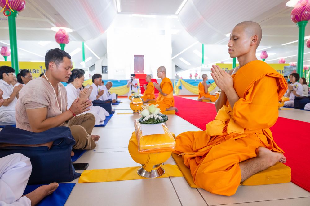 ภาพ No.328452:วันเสาร์ที่ 2 พฤษภาคม พ.ศ.2569 พิธีอุปสมบทสามเณรเตรียม DCI รุ่นที่ 23 ณ อุโบสถพระไตรปิฎก วัดพระธรรมกาย จังหวัดปทุมธานี