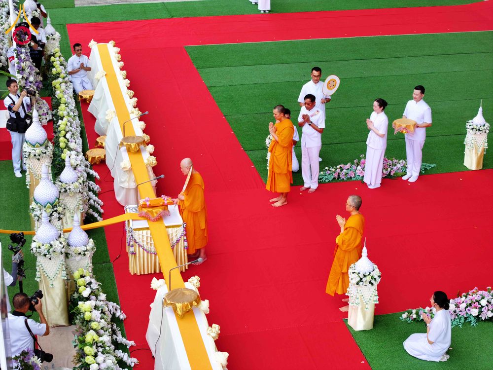 ภาพ No.316599:วันอาทิตย์ที่ 29 มีนาคม พ.ศ. 2569 พิธีทอดผ้าบังสุกุลและพิธีชำระร่าง โยมพ่อณรงค์ จินตมากุล  สิริอายุ 99 ปี 11 เดือน โยมบิดา พระครูปลัดรัตนวีรวัฒน์ (รังสฤษดิ์ อิทฺธิจินตโก) ที่ปรึกษาเจ้าคณะจังหวัดปทุมธานี เจ้าอาวาสวัดพระธรรมกาย  ณ ฌาปนสถานชั่วคราว ทางเข้า 