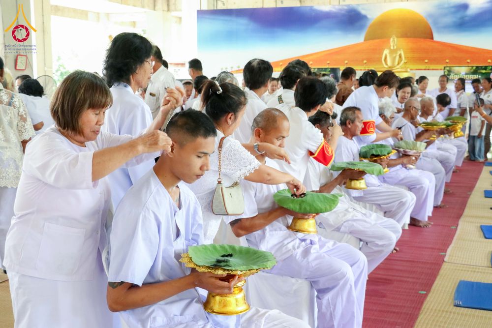 ภาพ No.340026:วันอาทิตย์ ที่ 19 กรกฎาคม 2569 พิธีตัดปอยผมนาคธรรมทายาทโครงการอุปสมบทรุ่นเข้าพรรษาประจำปี2569  ณ ธุดงคสถานพิษณุโลก อ.วังทอง จ.พิษณุโลก