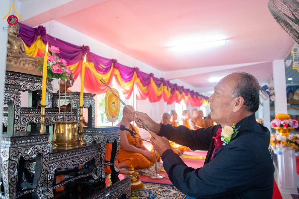 ภาพ No.295638:วันที่ 15 มกราคม พ.ศ. 2569 พิธีทอดผ้าป่าทำนุบำรุงศาสนสถาน ณ วัดโบสถ์บน ต.บางคูเวียง จ.นนทบุรี อนุสรณ์สถานลำดับที่ 4 สถานที่เกิดด้วยกายธรรม ในโครงการธรรมยาตรา กตัญญูบูชา มหาปูชนียาจารย์ พระมงคลเทพมุนี(สด จนฺทสโร) พระผู้ปราบมาร อนุสรณ์สถาน 7 แห่ง ปีที่ 14