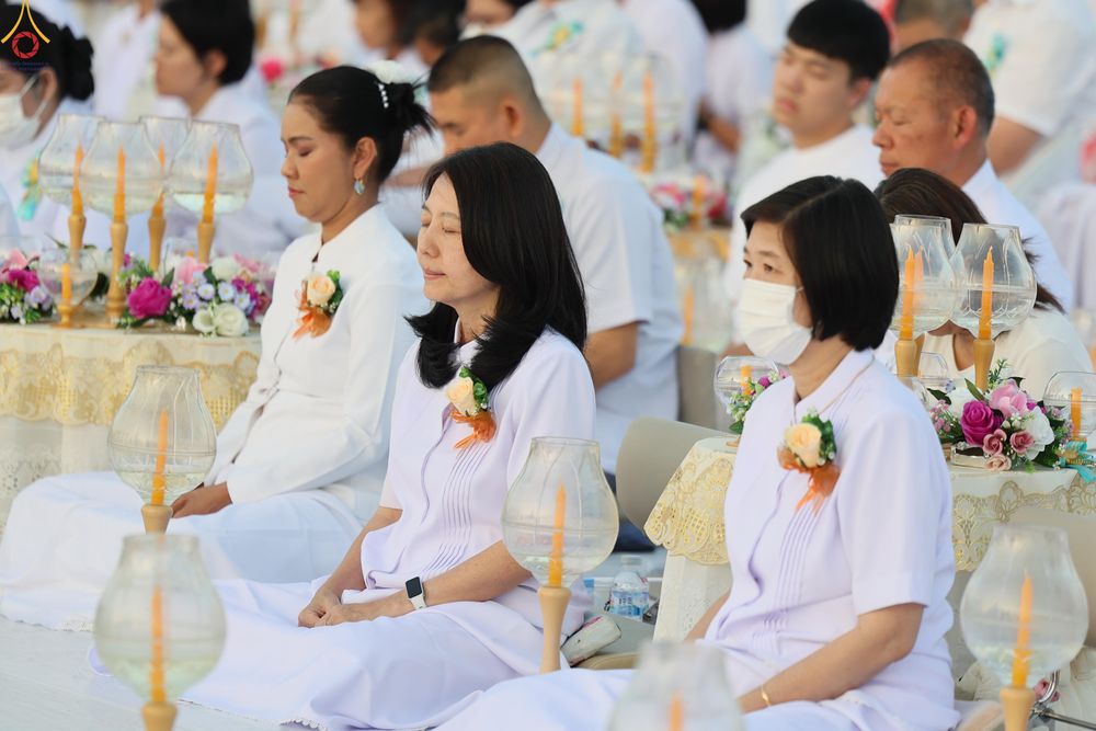 ภาพ No.302037:วันที่ 23 มกราคม พ.ศ. 2569 พิธีจุดประทีปธรรมถวายเป็นพุทธบูชา และบูชาธรรมมหาปูชนียาจารย์  ณ อนุสรณ์สถานลำดับที่ 5 สถานที่เผยแผ่วิชชาธรรมกายครั้งแรก อนุสรณ์สถานบางปลา วัดบางปลา อำเภอบางเลน จังหวัดนครปฐม ในโครงการธรรมยาตรา กตัญญูบูชา มหาปูชนียาจารย์ พระมงคล