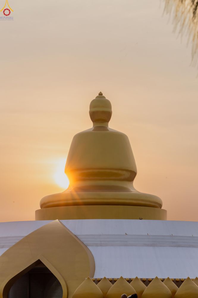 ภาพ No.299542:วันที่ 18 มกราคม พ.ศ. 2569 พิธีต้อนรับพระธรรมยาตรา (ภาพชุดที่ 2) ณ อนุสรณ์สถานลำดับที่ 5  สถานที่เผยแผ่วิชชาธรรมกายครั้งแรก อนุสรณ์สถานบางปลา วัดบางปลา อำเภอบางเลน จังหวัดนครปฐม ในโครงการธรรมยาตรา กตัญญูบูชา มหาปูชนียาจารย์ พระมงคลเทพมุนี(สด จนฺทสโร) พระ