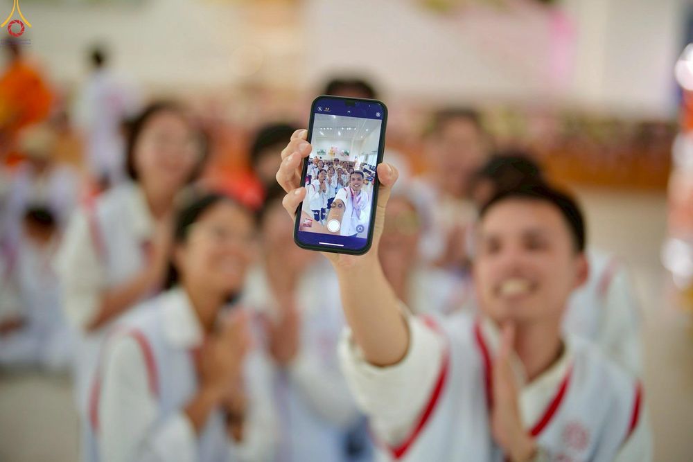 ภาพ No.301553:ภาพเบื้องหลังอาสาสมัครรวมใจ ชุดที่ 4 ในโครงการธรรมยาตรา กตัญญูบูชา มหาปูชนียาจารย์ พระมงคลเทพมุนี(สด จนฺทสโร) พระผู้ปราบมาร อนุสรณ์สถาน 7 แห่ง ปีที่ 14