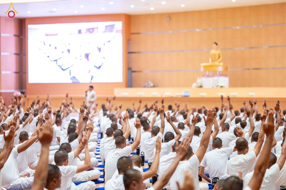 ภาพ No.340356:วันที่ 23 กรกฎาคม พ.ศ. 2569 พิธีเปิดโครงการพัฒนาคุณธรรม จริยธรรม สำหรับนักเรียนนายสิบตำรวจ (นสต.) รุ่นที่ 17 ศูนย์ฝึกอบรมตำรวจภูธรภาค 1 ระหว่างวันที่ 23-27 กรกฏาคม 2569 ( 5 วัน 4 คืน) ณ ศูนย์ปฏิบัติธรรมเวิล์ดพีช วัลเล่ย์ (World Peace Valley) เขาใหญ่  ต.ห