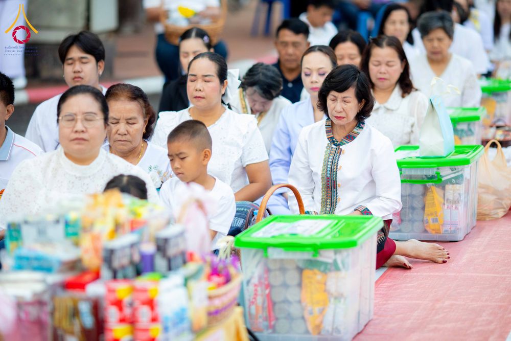 ภาพ No.310833:วันอาทิตย์ที่ 22 กุมภาพันธ์ พ.ศ. 2569 พิธีตักบาตรเเด่คณะพระภิกษุสงฆ์ 1,111 รูป จังหวัดน่าน หนึ่งในโครงการตักบาตรพระ 2,000,000 รูป 77 จังหวัดทั่วไทย ในวาระอันเป็นมงคลยิ่ง ครบรอบ 744 ปี นครน่าน สืบสานศรัทธา ทำบุญใหญ่ของเมืองน่าน ณ ข่วงเมือง วัดภูมินทร์ อำเ