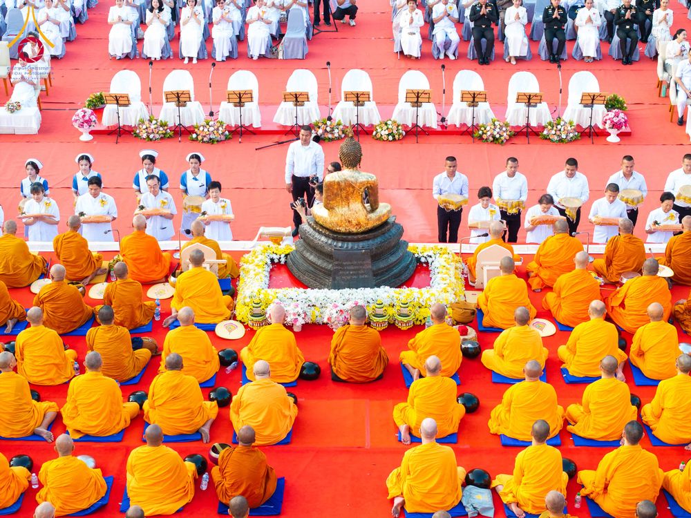 ภาพ No.312744:วันอาทิตย์ที่ 8 มีนาคม พ.ศ.2569 ทำบุญเมืองนครราชสีมา 558 ปี ตักบาตรพระ 10,000 รูป (ภาพชุดที่ 2)