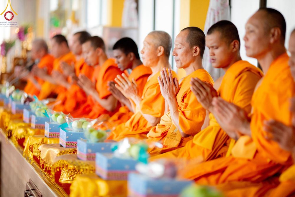 ภาพ No.192157:พิธีทอดผ้าป่าทำนุบำรุงศาสนสถาน ณ วัดนราภิรมย์ ตำบลนราภิรมย์ อำเภอบางเลน จังหวัดนครปฐม ในโครงการธรรมยาตรา กตัญญูบูชา มหาปูชนียาจารย์ พระมงคลเทพมุนี(สด จนฺทสโร) พระผู้ปราบมาร อนุสรณ์สถาน 7 แห่ง ปีที่ 13 วันที่ 9 มกราคม พ.ศ. 2568