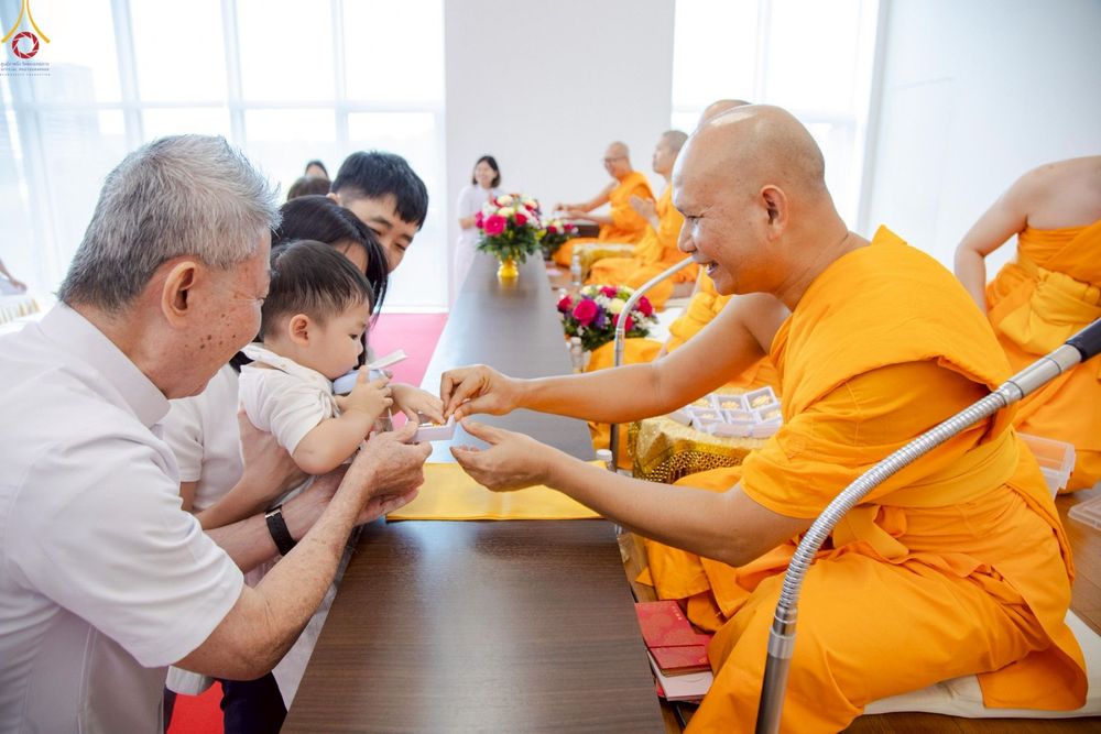 ภาพ No.254284:วันที่ 12 ตุลาคม พ.ศ. 2568 พิธีทอดกฐินสามัคคีวัดพระธรรมกายสิงคโปร์  新加坡法身寺功德衣法会 Dhammakaya Centre Singapore Kathina Ceremony  