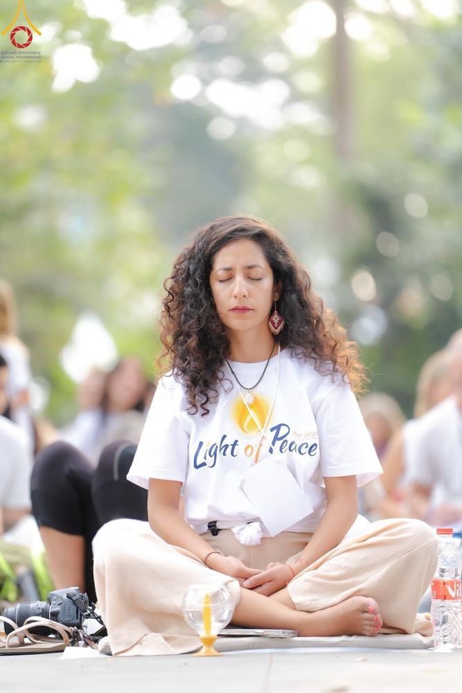 ภาพ No.156408:วัดพุทธบาหลีและวัดพระธรรมกาย จัดปฏิบัติธรรมนานาชาติ 1,151 คนจาก 78 ประเทศ ใน "วันสันติภาพสากล" ณ บาหลี อินโดนีเซีย วันเสาร์ที่ 21 กันยายน พ.ศ. 2567 เวลา 16.00-21.00 น. ณ พิพิธภัณฑ์ ARMA เมืองอูบุด จังหวัดบาหลี ประเทศอินโดนีเซีย