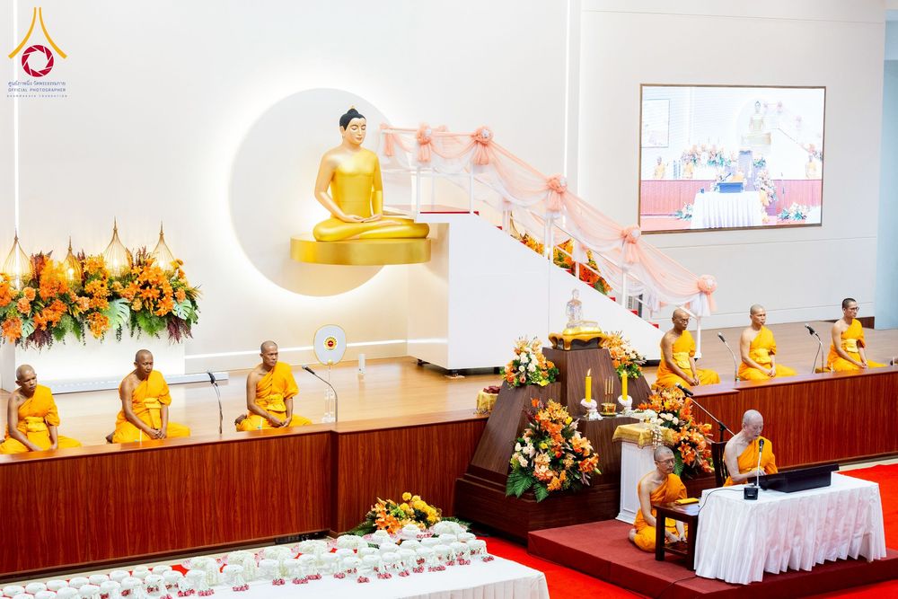 ภาพ No.254822:วันที่ 15 ตุลาคม พ.ศ. 2568 พิธีบรรจุพระบรมสารีริกธาตุภายในพระเกตุองค์พระประธาน สมโภชพระประธาน พระธรรมกาย ณ ศูนยอบรมเยาวชนกาญจนบุรี