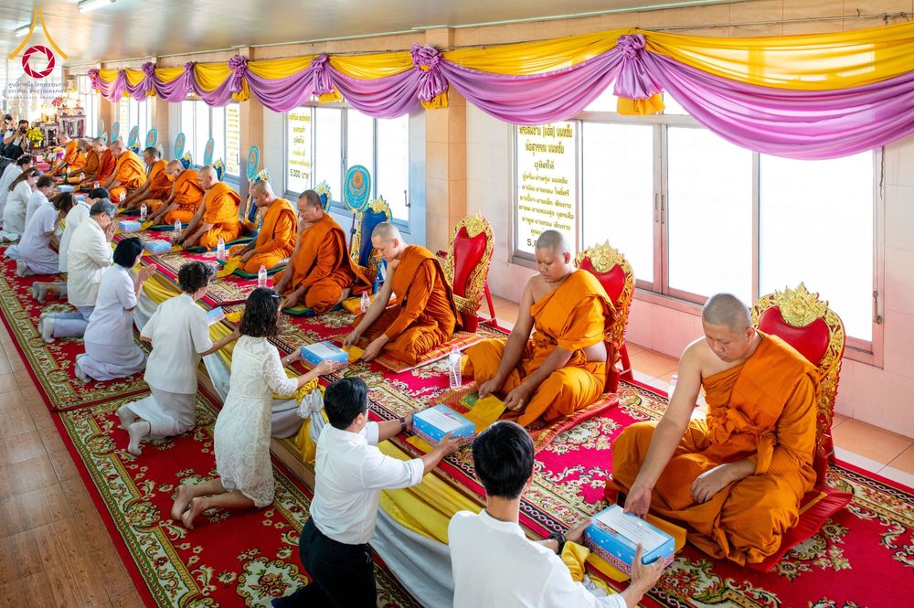 ภาพ No.205211:พิธีทอดผ้าป่าทำนุบำรุงศาสนสถาน ณ วัดบางขัน ตำบลคลองหนึ่ง อำเภอคลองหลวง จังหวัดปทุมธานี ในโครงการธรรมยาตรา กตัญญูบูชา มหาปูชนียาจารย์ พระมงคลเทพมุนี(สด จนฺทสโร) พระผู้ปราบมาร อนุสรณ์สถาน 7 แห่ง ปีที่ 13 วันที่ 30 มกราคม พ.ศ. 2568