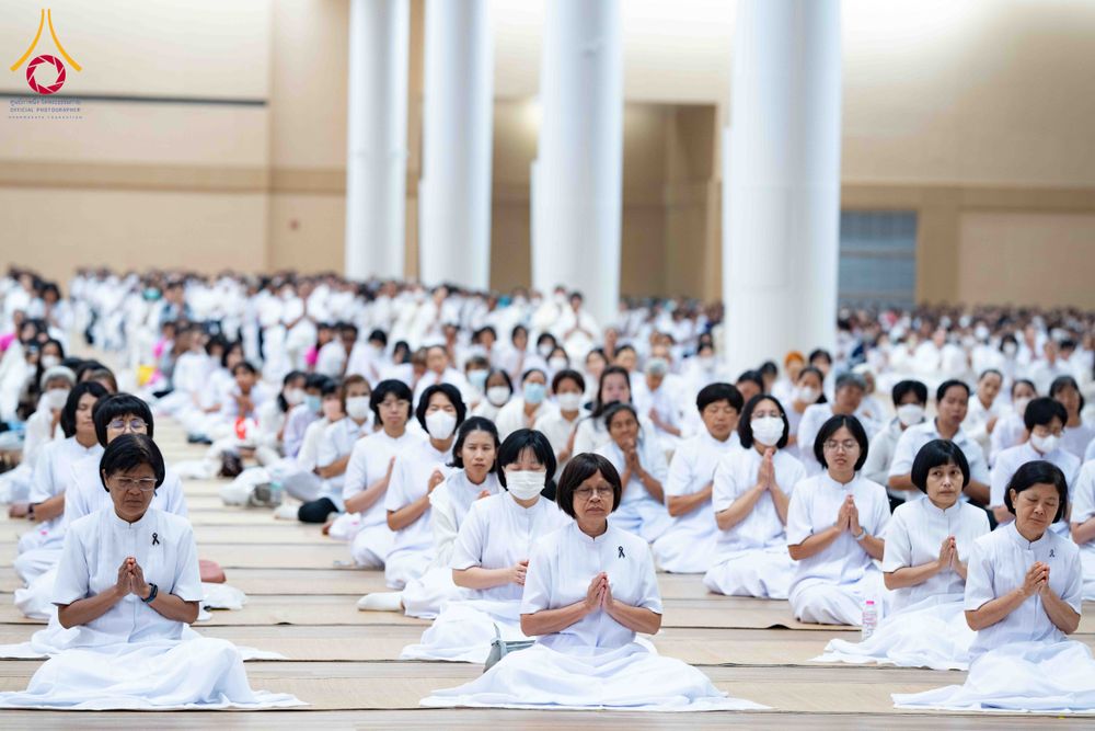 ภาพ No.306477:วันที่ 31 มกราคม พ.ศ. 2569  พิธีบำเพ็ญกุศล 100 วัน เพื่ออุทิศถวายแด่  สมเด็จพระนางเจ้าสิริกิติ์ พระบรมราชินีนาถ พระบรมราชชนนีพันปีหลวง ณ ห้องแก้วสารพัดนึก2 วัดพระธรรมกาย ปทุมธานี