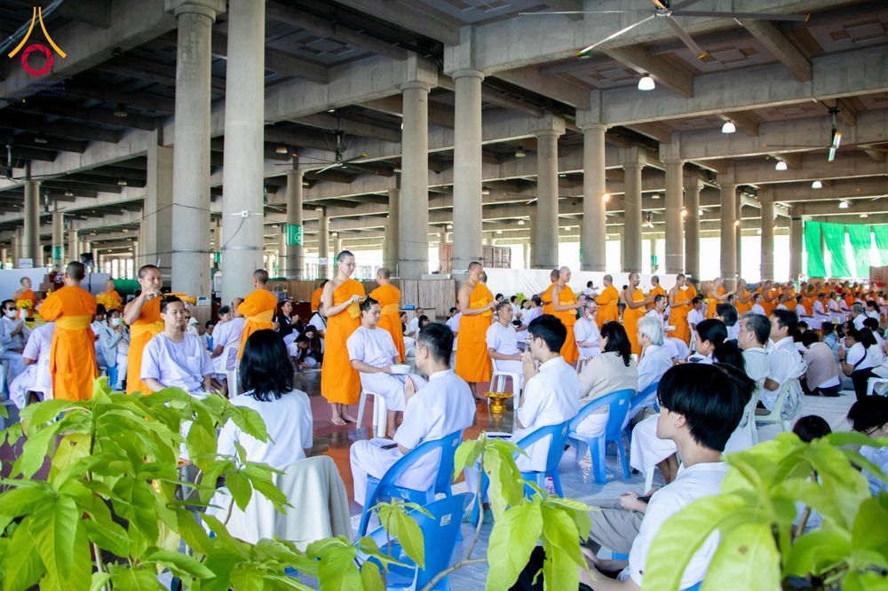 ภาพ No.293659:วันที่ 10 มกราคม พ.ศ. 2569 พิธีปลงผมธรรมทายาทบูชาธรรม 117  ปี คุณยายอาจารย์ฯ ณ วิหารคด วัดพระธรรมกาย ปทุมธานี