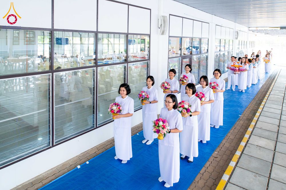 ภาพ No.278379:วันพุธที่ 10 ธันวาคม พ.ศ.2568  พิธีทอดผ้าป่าเพื่อสนับสนุนโครงการตักบาตรพระ 10,000 รูป เมืองกาญจนบุรี ณ อาคารปลูกศรัทธา วัดพระธรรมกาย