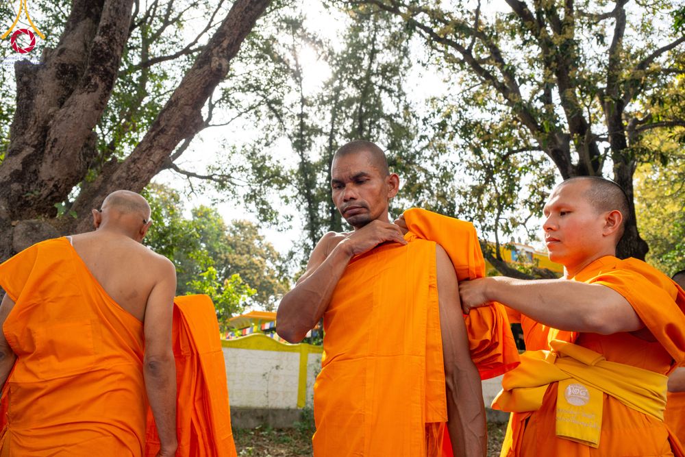 ภาพ No.314129:วันจันทร์ที่ 16 มีนาคม พ.ศ. 2569 พิธีเวียนเทียนประทักษิณ และพิธีบรรพชาสามเณร 500 รูป ณ วิหารมายาเทวี ประเทศเนปาล