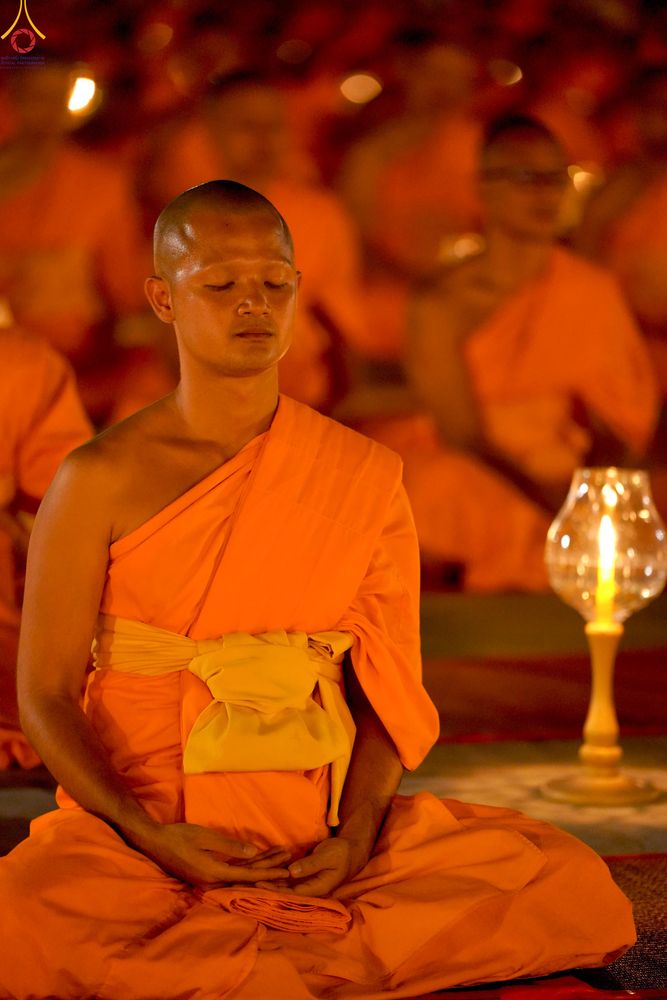 ภาพ No.308059:วันที่ 31 มกราคม พ.ศ. 2569 พิธีจุดประทีปธรรมถวายเป็นพุทธบูชา  และบูชาธรรมมหาปูชนียาจารย์ (ภาพชุดที่ 3) ณ วัดพระธรรมกาย ปทุมธานี ในโครงการธรรมยาตรา กตัญญูบูชา มหาปูชนียาจารย์ พระมงคลเทพมุนี(สด จนฺทสโร) พระผู้ปราบมาร อนุสรณ์สถาน 7 แห่ง ปีที่ 14