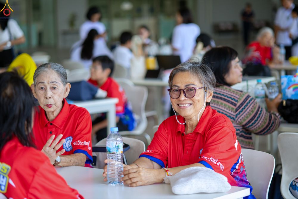 ภาพ No.321085:วันที่ 10 เมษายน พ.ศ.2569 โครงการส่งเสริมและสนับสนุนการเรียนรู้สำหรับผู้สูงอายุ ประจำปีงบประมาณ พ.ศ.2569 จัดโดย ฝ่ายสังคมสงเคราะห์ กองสวัสดิการสังคม องค์การบริหารตำบลคลองสาม จ.ปทุมธานี ณ วัดพระธรรมกาย