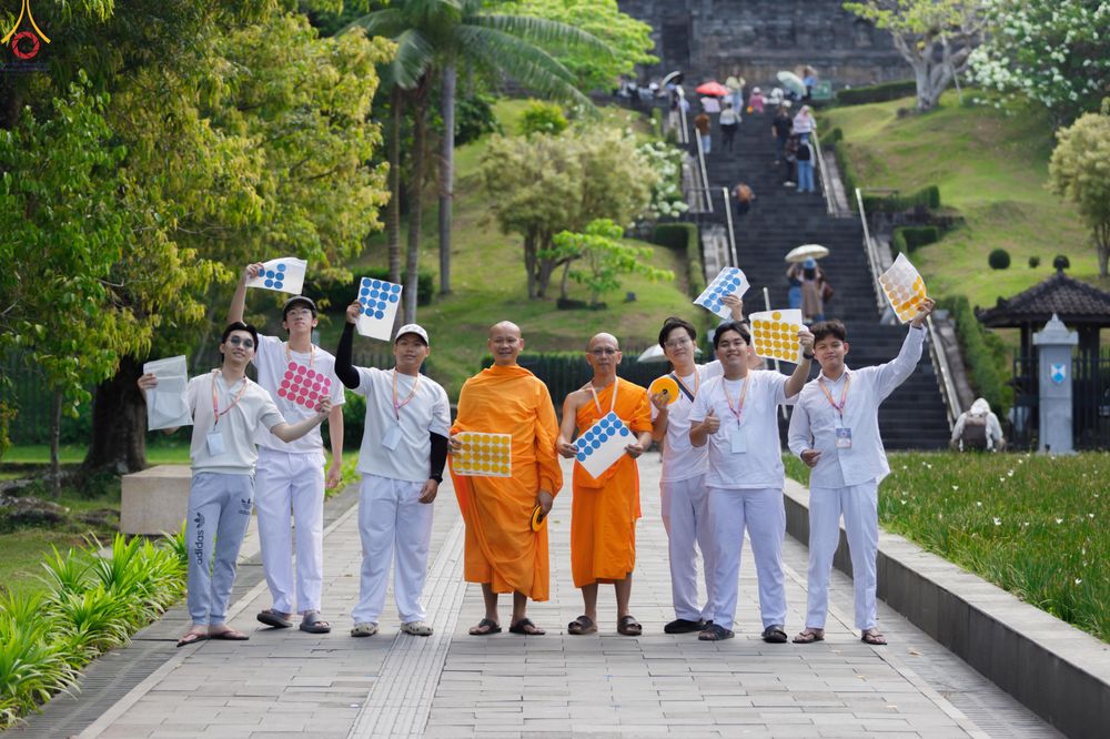 ภาพ No.331326:วันที่ 29 พฤษภาคม พ.ศ.2569 MBMI Tangerang (Majelis Agama Buddha Mahanikaya)  ได้มีการเตรียมงานเพื่อจัดงานวิสาขบูชานานาชาติ (ภาพชุดที่ 2)