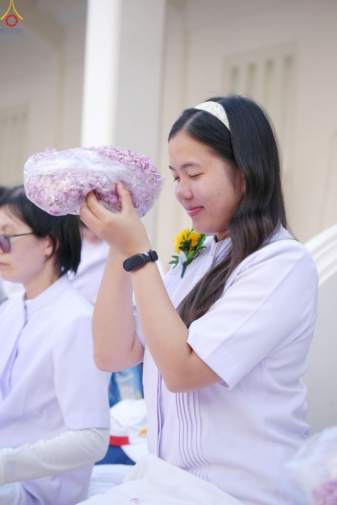 ภาพ No.294966:วันที่ 14 มกราคม พ.ศ. 2569 พิธีต้อนรับพระธรรมยาตรา อนุสรณ์สถานลำดับที่ 4  สถานที่เกิดด้วยกายธรรม ณ วัดโบสถ์บน ต.บางคูเวียง จ.นนทบุรี ในโครงการธรรมยาตรา กตัญญูบูชา มหาปูชนียาจารย์ พระมงคลเทพมุนี(สด จนฺทสโร) พระผู้ปราบมาร อนุสรณ์สถาน 7 แห่ง ปีที่ 14